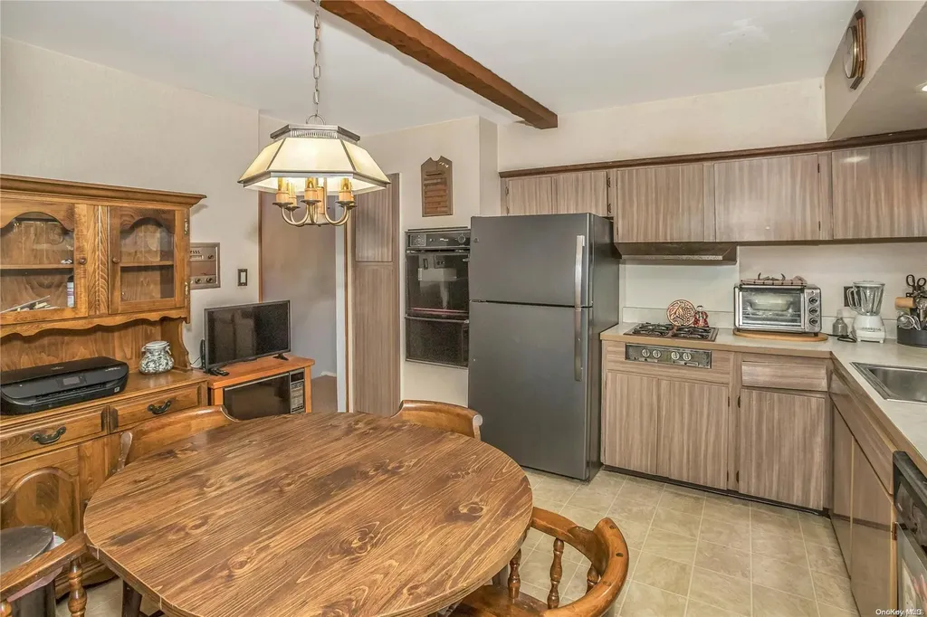 167 N Marginal Road Jericho NY 11753