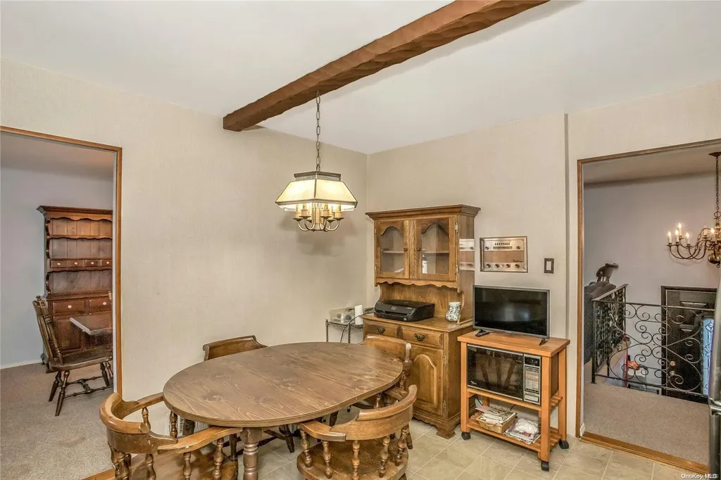 167 N Marginal Road Jericho NY 11753