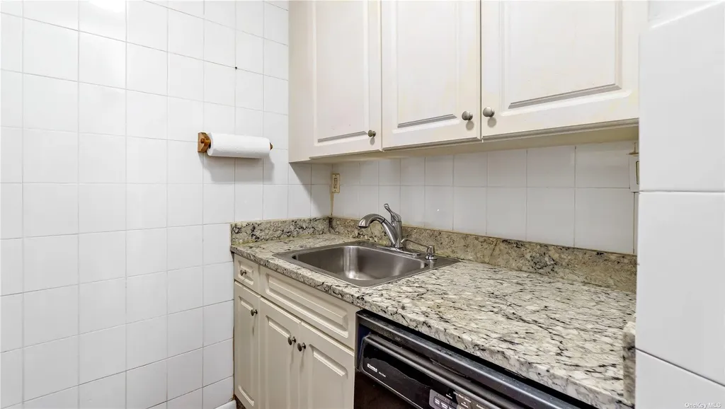 2400 Johnson Avenue Bronx NY 10463