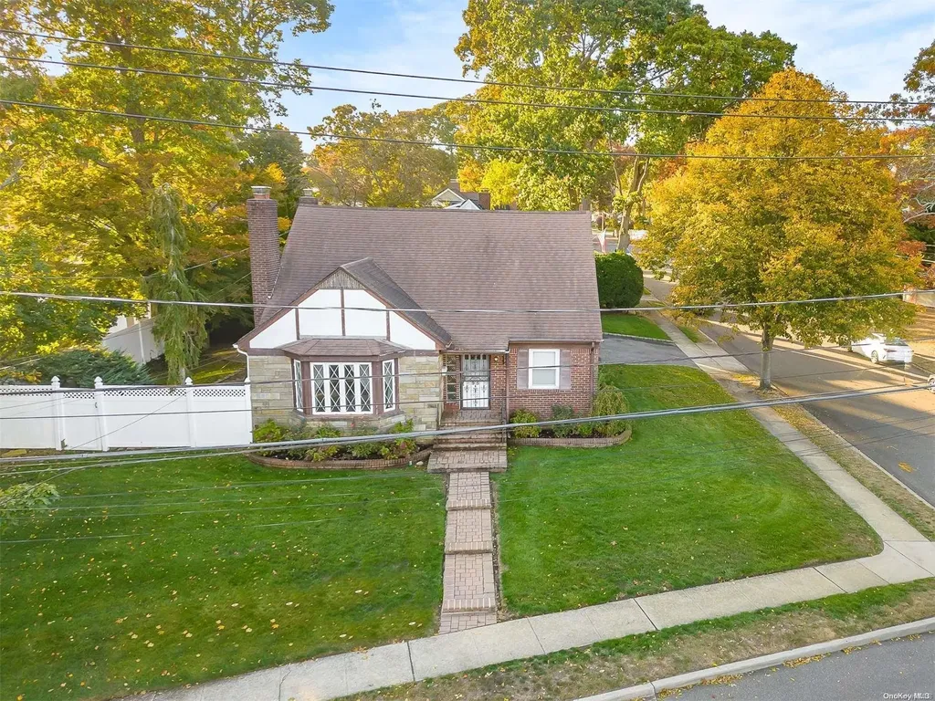 95 E Shore Drive Massapequa NY 11758