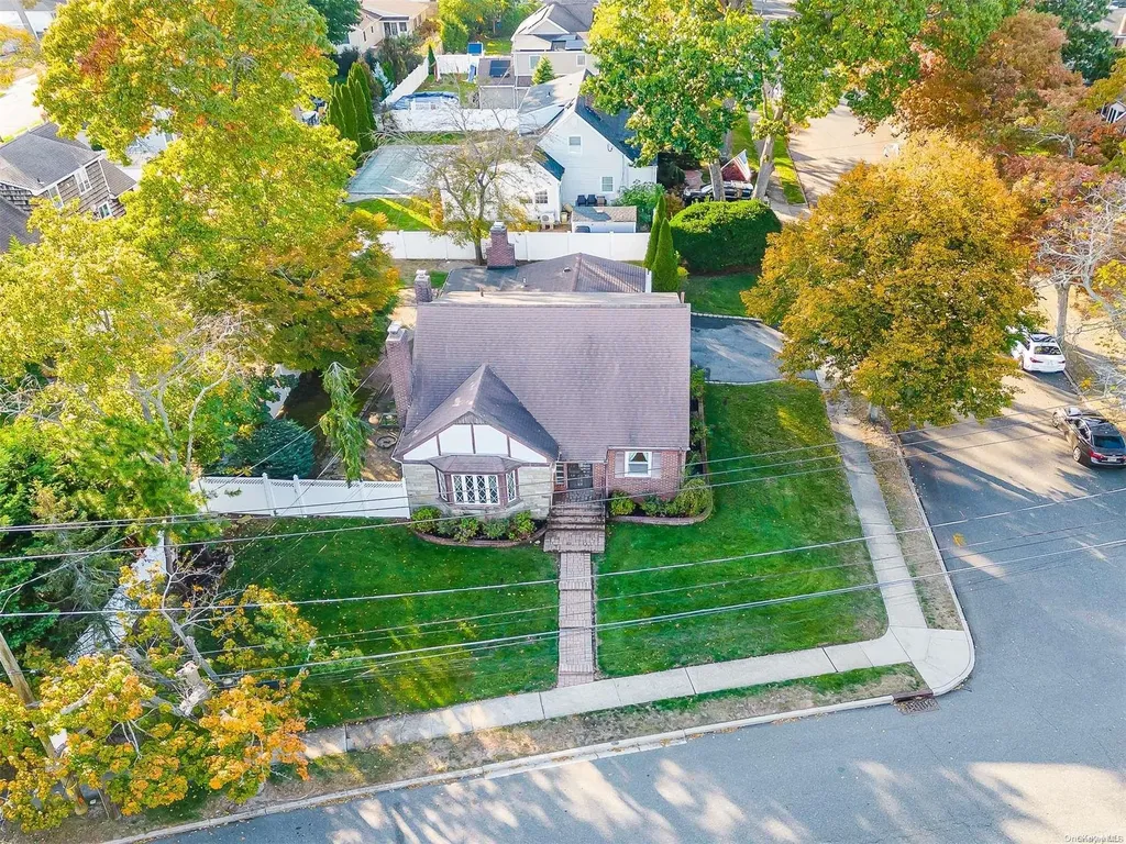 95 E Shore Drive Massapequa NY 11758