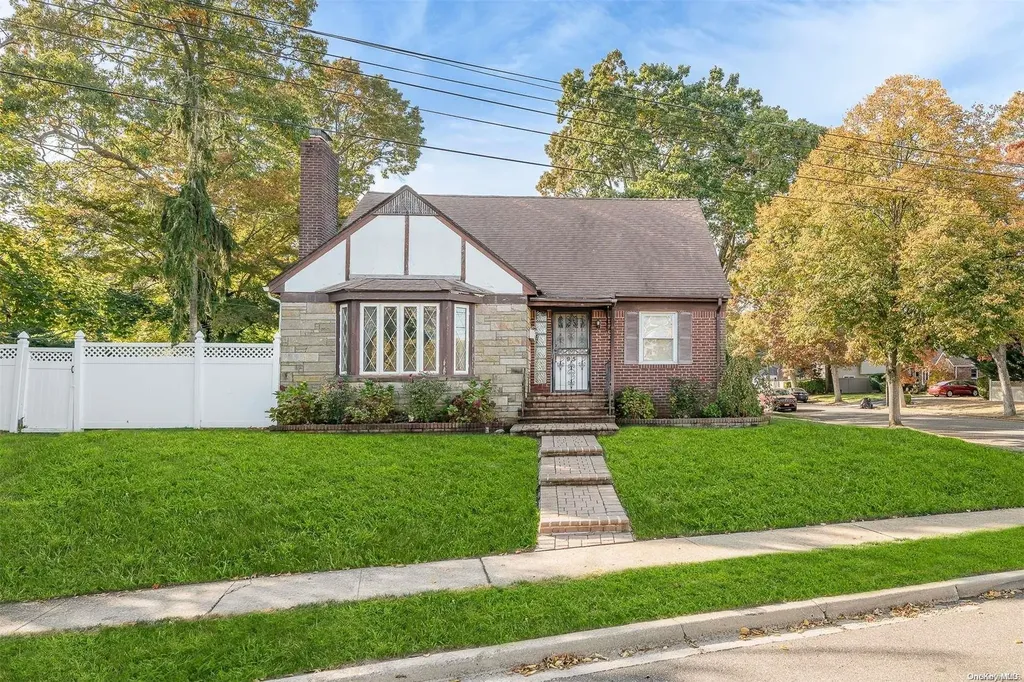 95 E Shore Drive Massapequa NY 11758