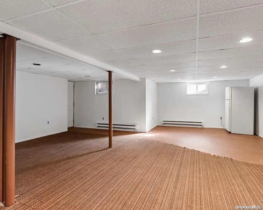 4 Tween Court Saint James NY 11780