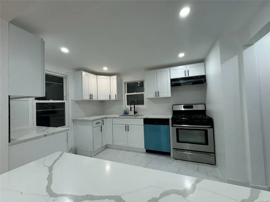 37 Carman Avenue Cedarhurst NY 11516