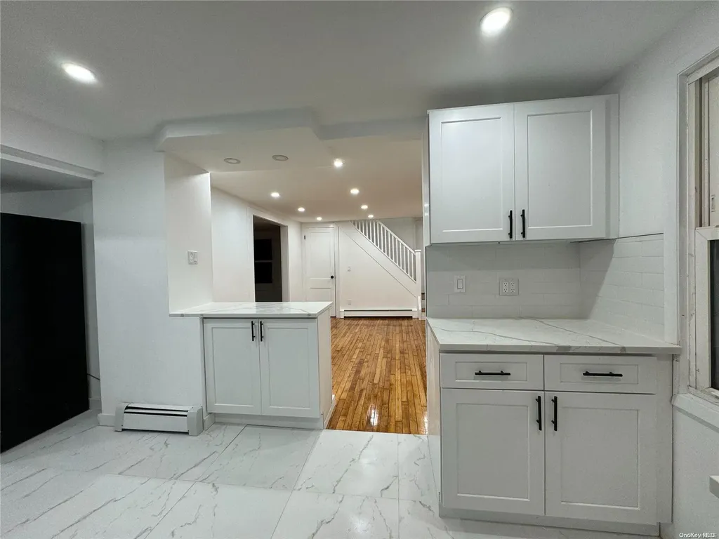 37 Carman Avenue Cedarhurst NY 11516