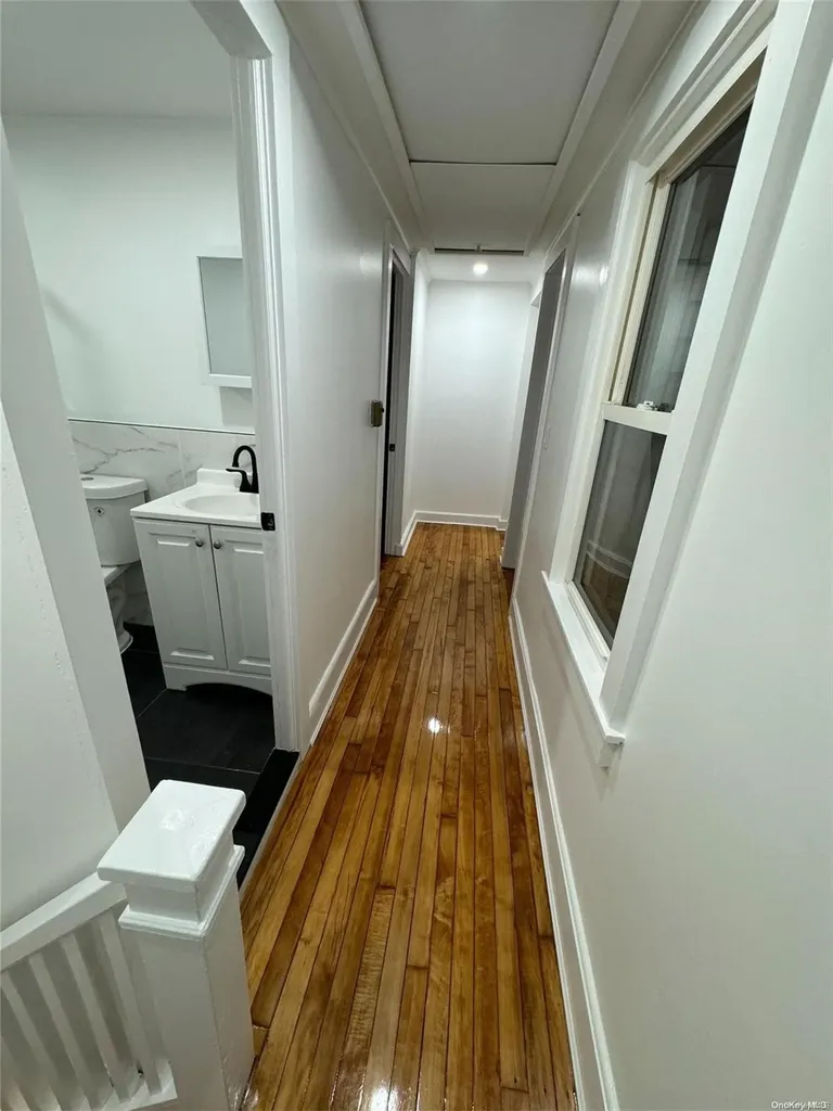 37 Carman Avenue Cedarhurst NY 11516