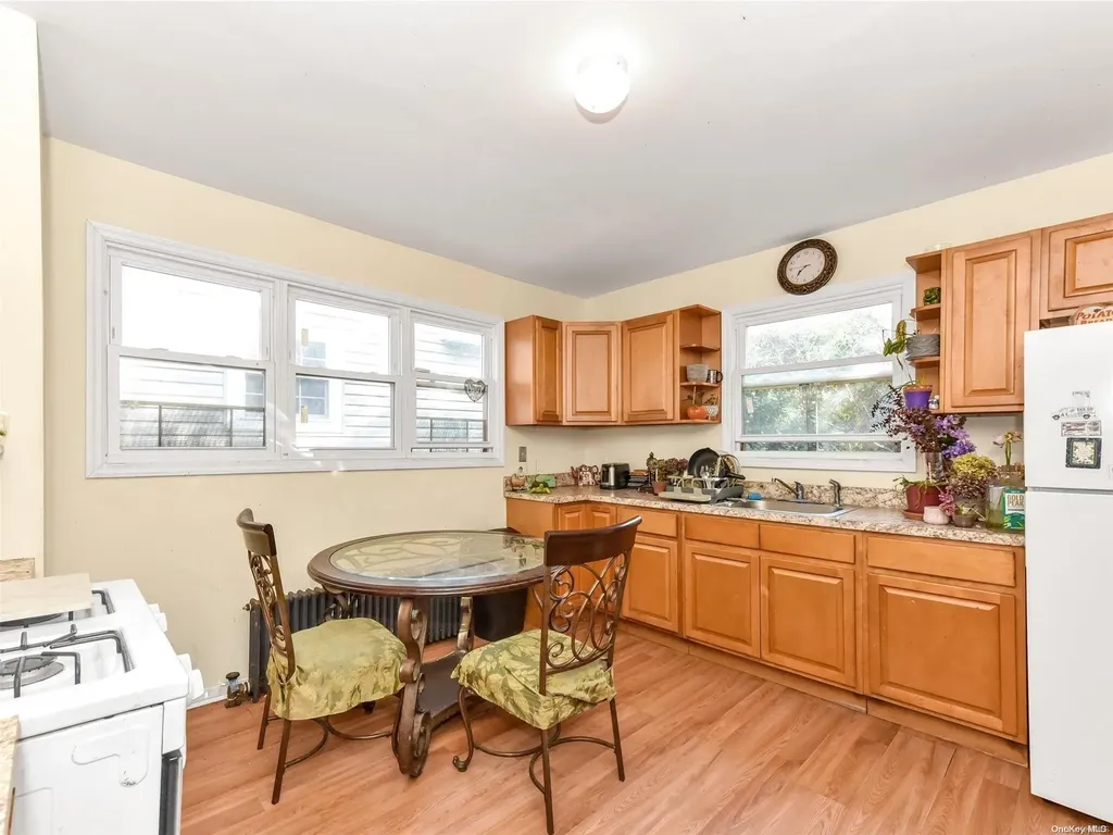 65 Raynor Street Freeport NY 11520