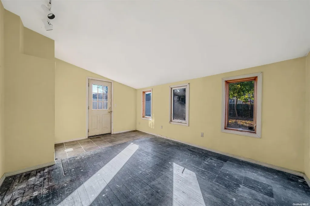 184 Rider Avenue Patchogue NY 11772