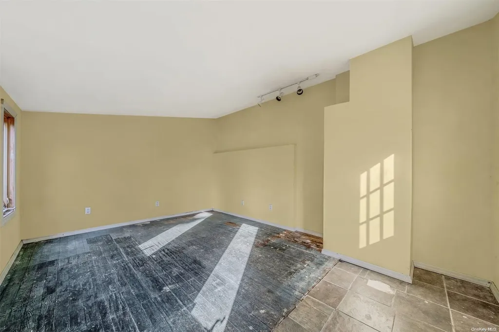184 Rider Avenue Patchogue NY 11772