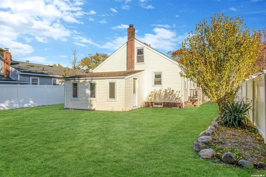 184 Rider Avenue Patchogue NY 11772