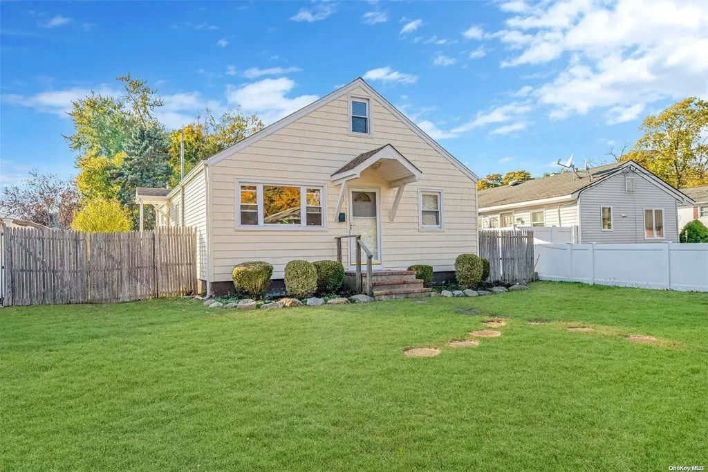 184 Rider Avenue Patchogue NY 11772