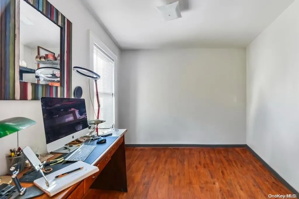 68 Belford Avenue Bay Shore NY 11706