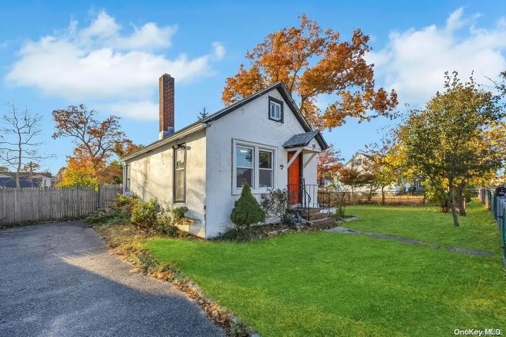 68 Belford Avenue Bay Shore NY 11706