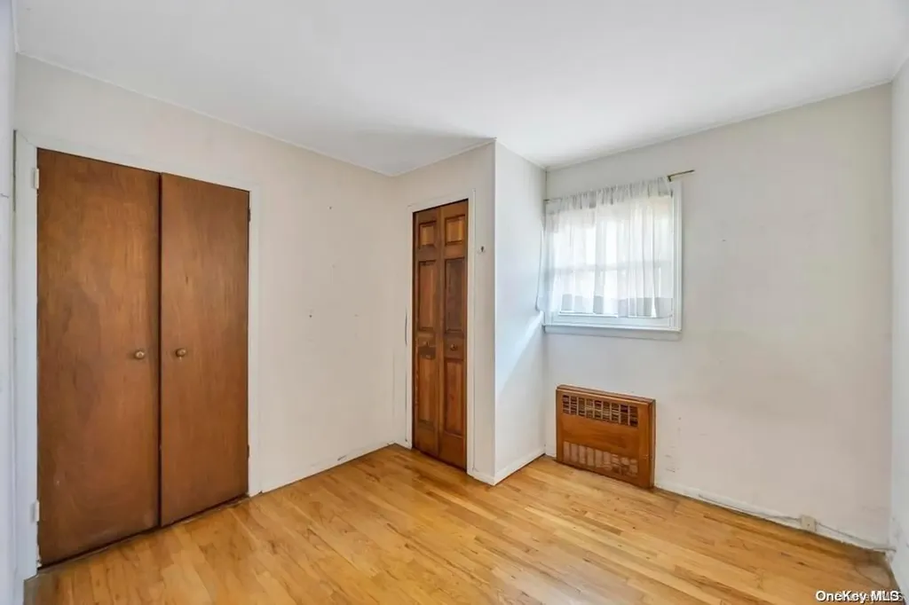 22 Lane Avenue Plainview NY 11803