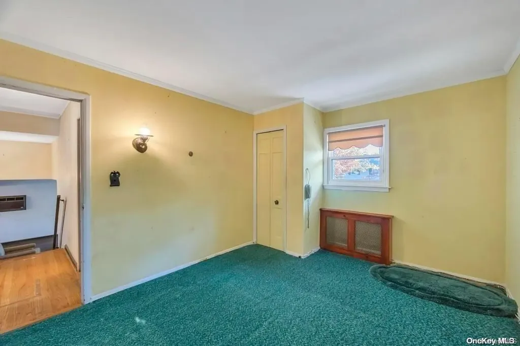 22 Lane Avenue Plainview NY 11803