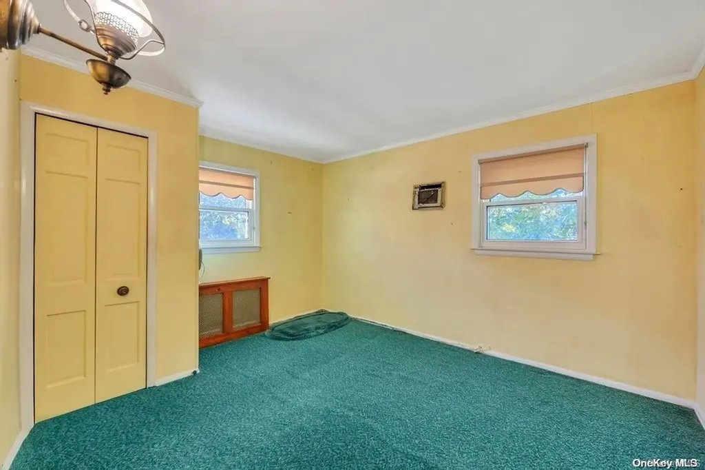 22 Lane Avenue Plainview NY 11803
