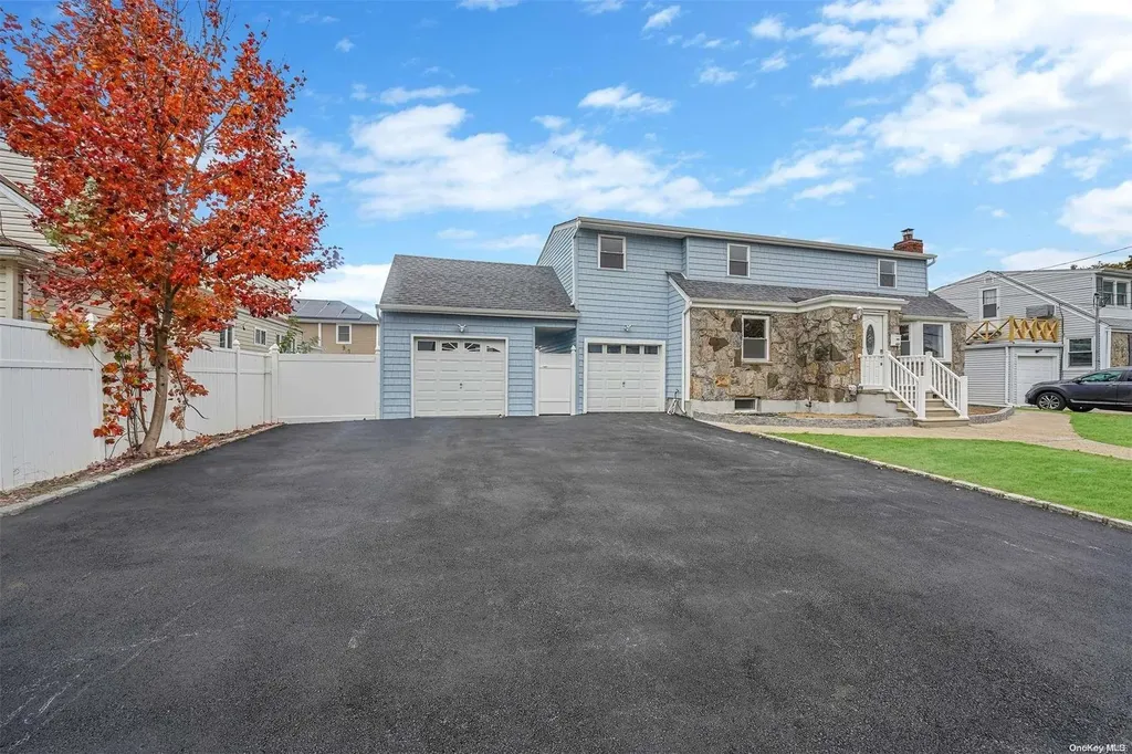 2525 5th Avenue East Meadow NY 11554