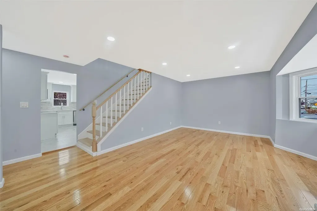 2525 5th Avenue East Meadow NY 11554