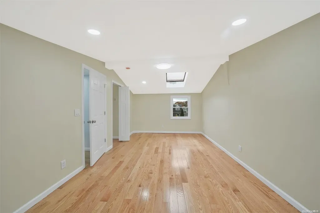 2525 5th Avenue East Meadow NY 11554