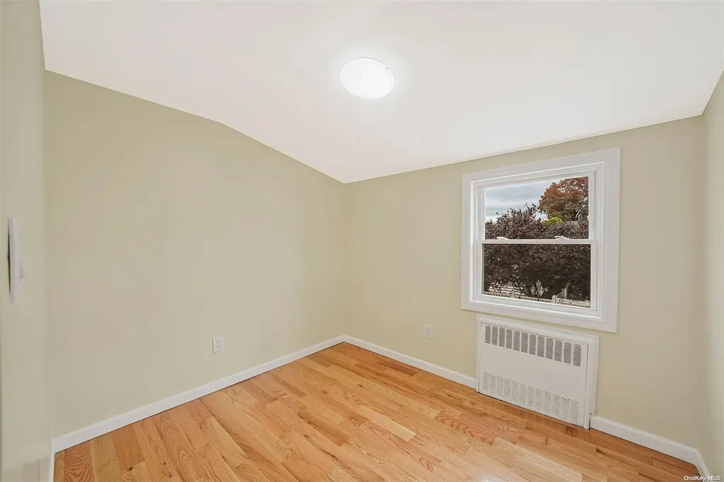 2525 5th Avenue East Meadow NY 11554
