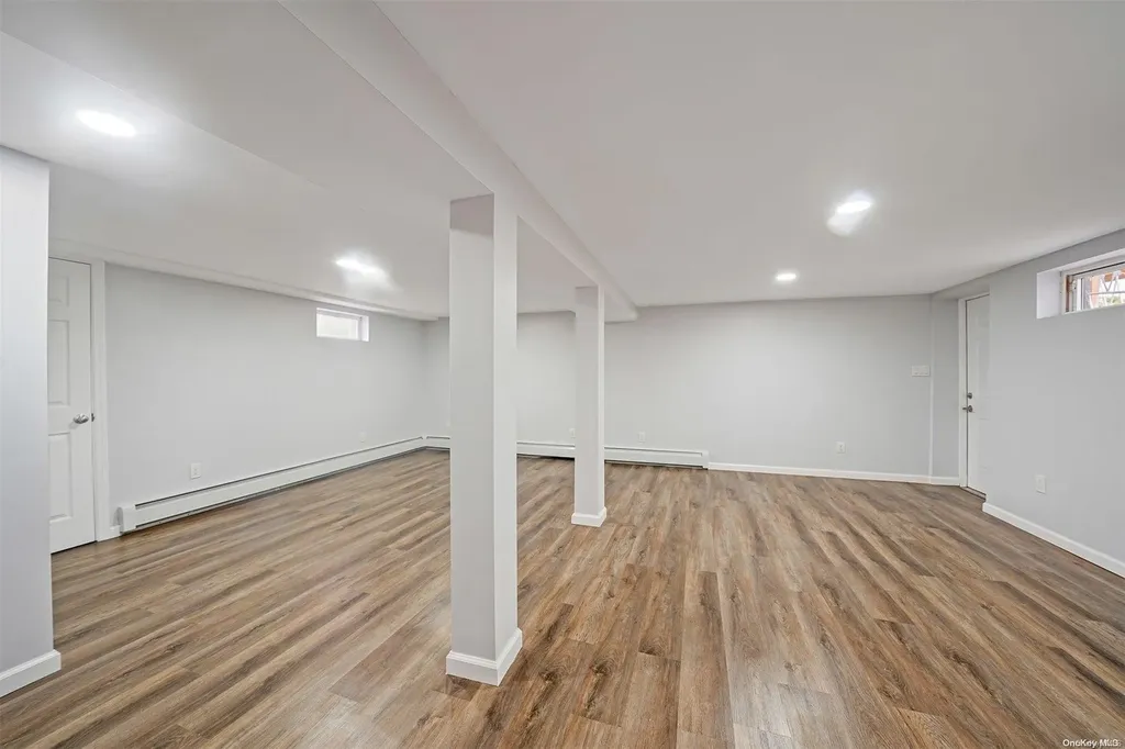 2525 5th Avenue East Meadow NY 11554
