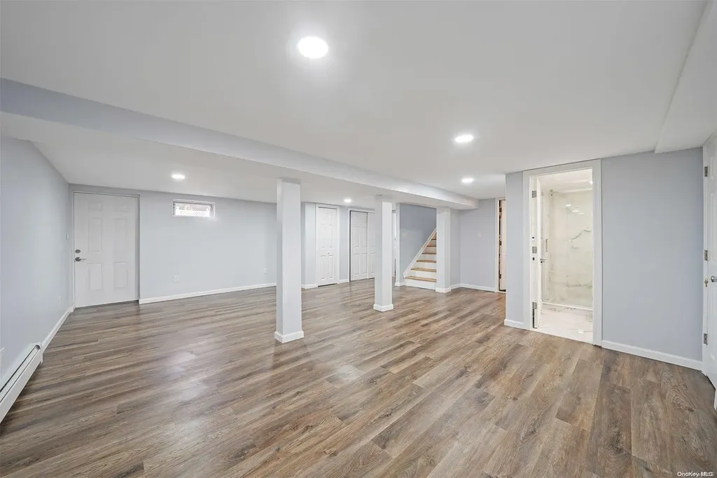 2525 5th Avenue East Meadow NY 11554