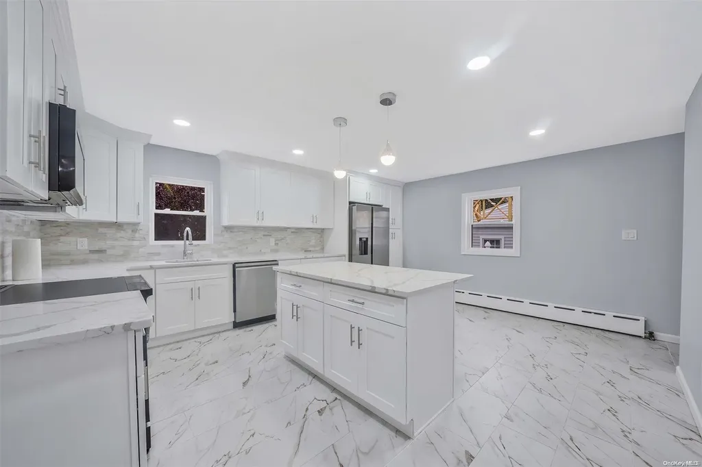 2525 5th Avenue East Meadow NY 11554