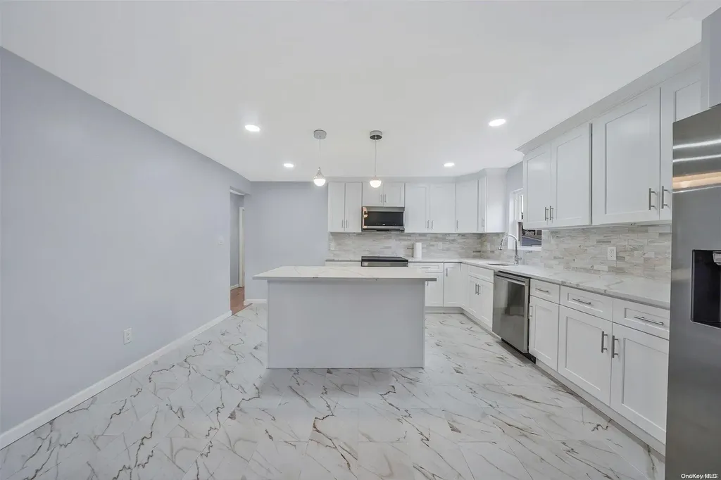 2525 5th Avenue East Meadow NY 11554