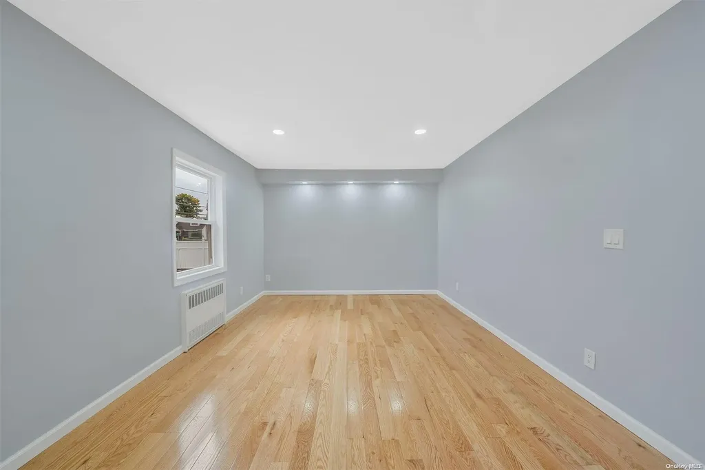 2525 5th Avenue East Meadow NY 11554