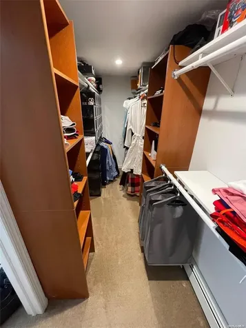 369 Idaho Street Lindenhurst NY 11757