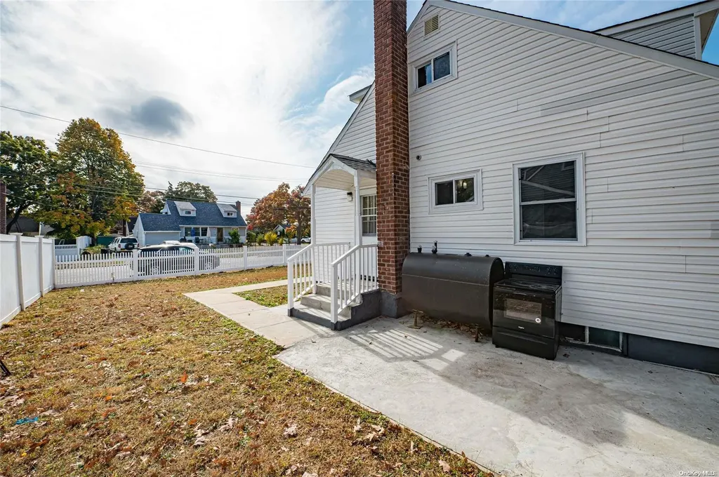 405 Ackerman Street Central Islip NY 11722