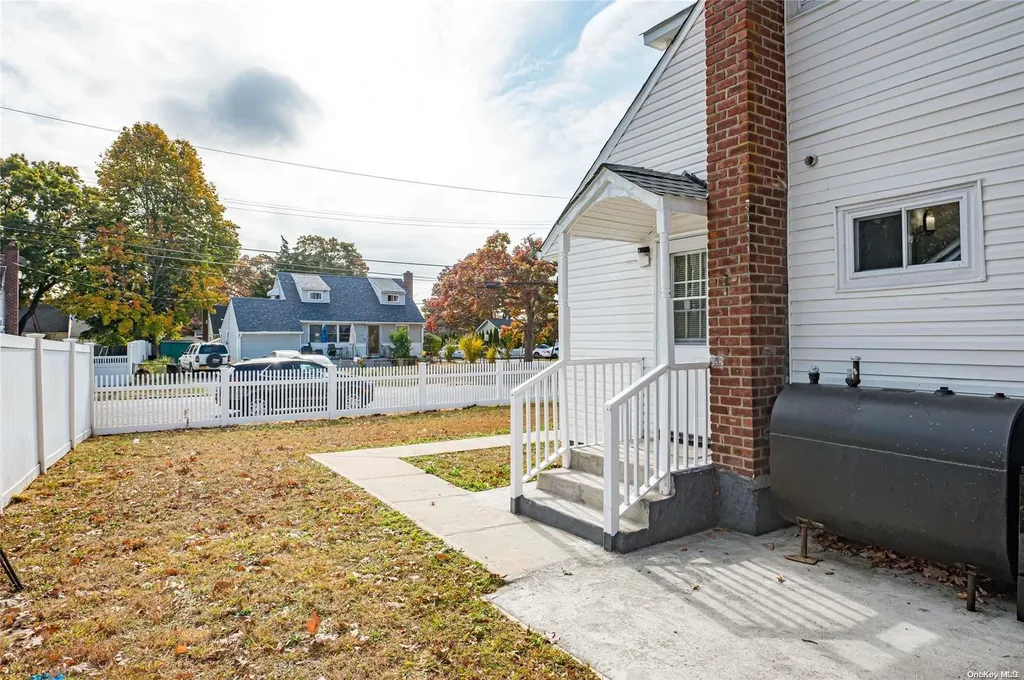 405 Ackerman Street Central Islip NY 11722