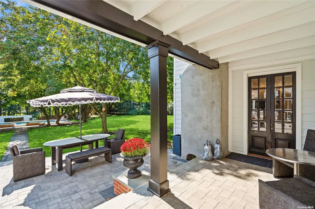 58 Ryefield Road Locust Valley NY 11560