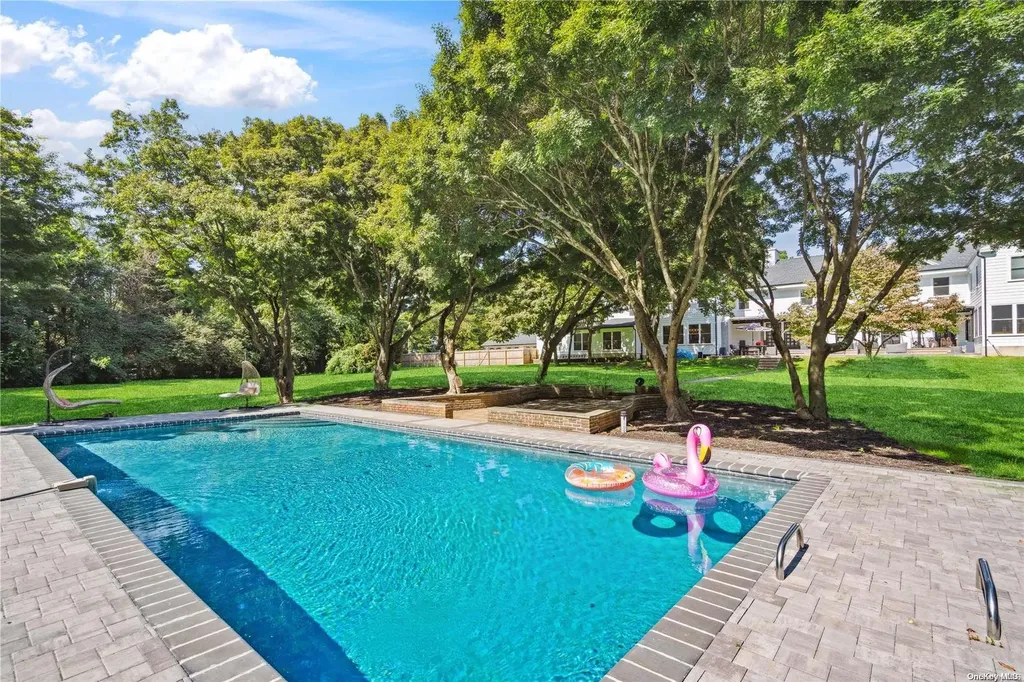 58 Ryefield Road Locust Valley NY 11560