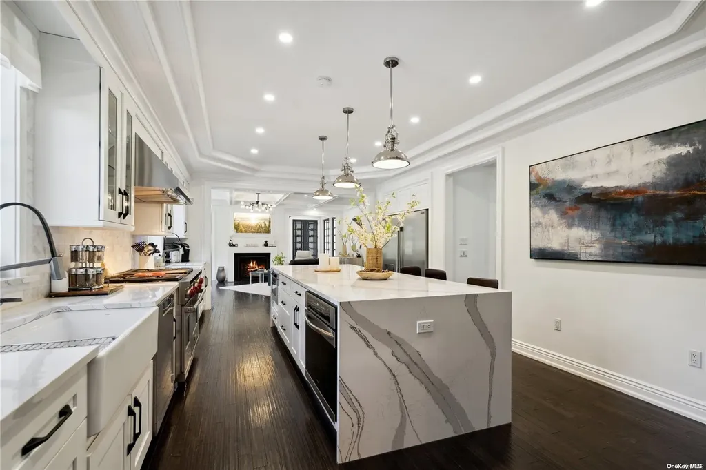 58 Ryefield Road Locust Valley NY 11560