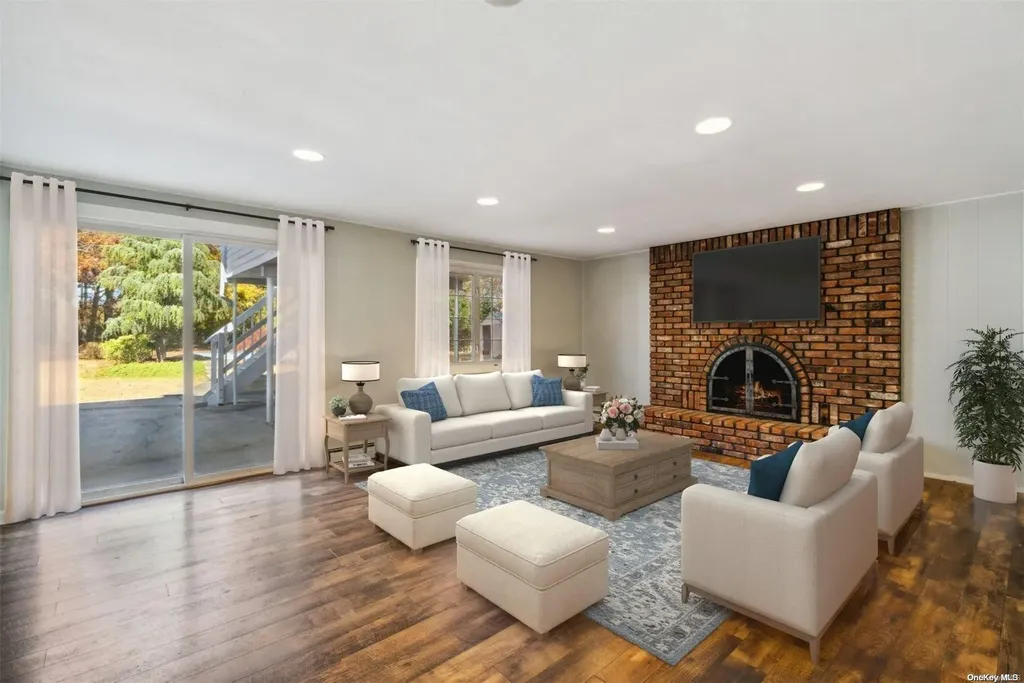 44 Peppermint Road Commack NY 11725