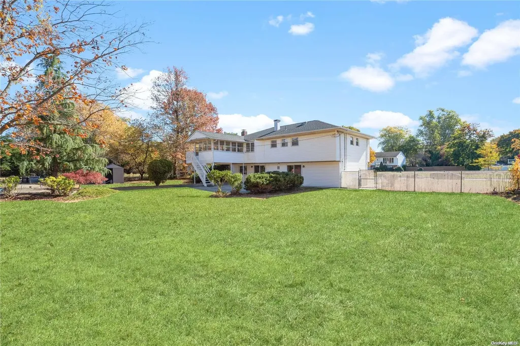 44 Peppermint Road Commack NY 11725