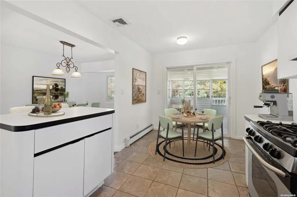 44 Peppermint Road Commack NY 11725