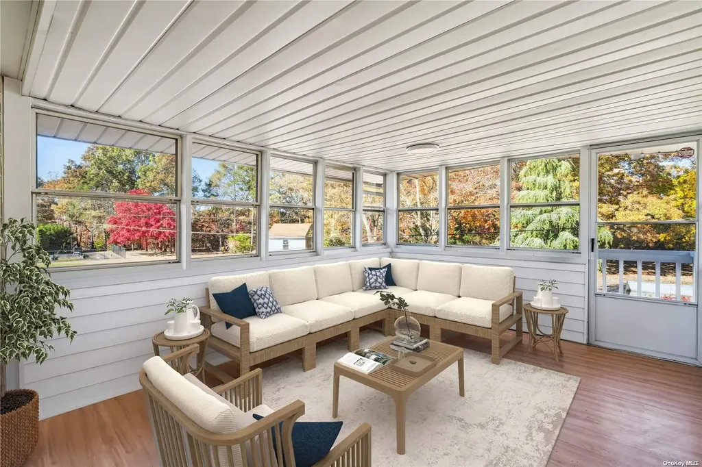 44 Peppermint Road Commack NY 11725
