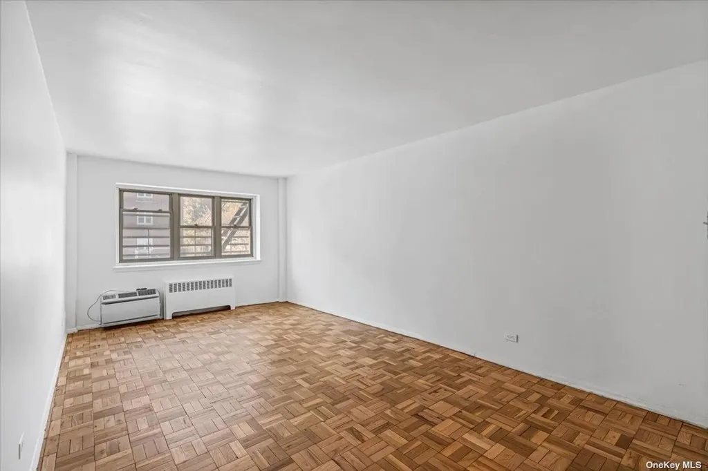 144-60 Gravett Road Flushing NY 11367