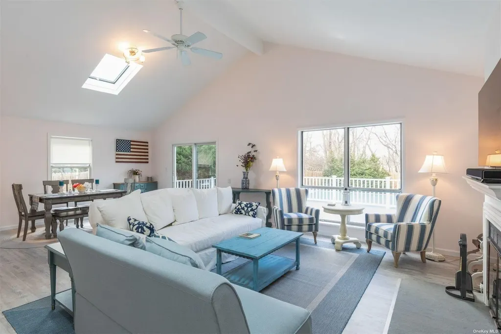 37 Halsey Remsenburg NY 11960