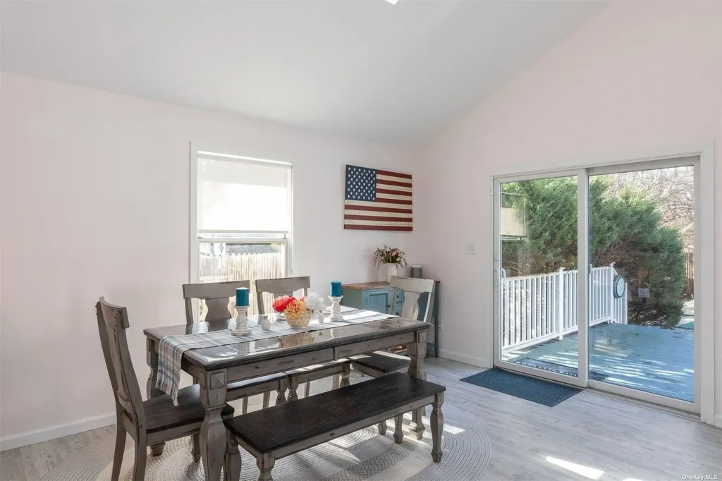 37 Halsey Remsenburg NY 11960