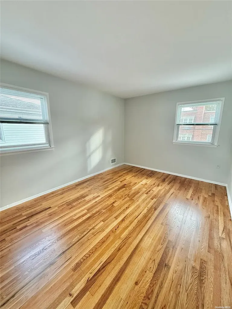144-32 27th Avenue Flushing NY 11354
