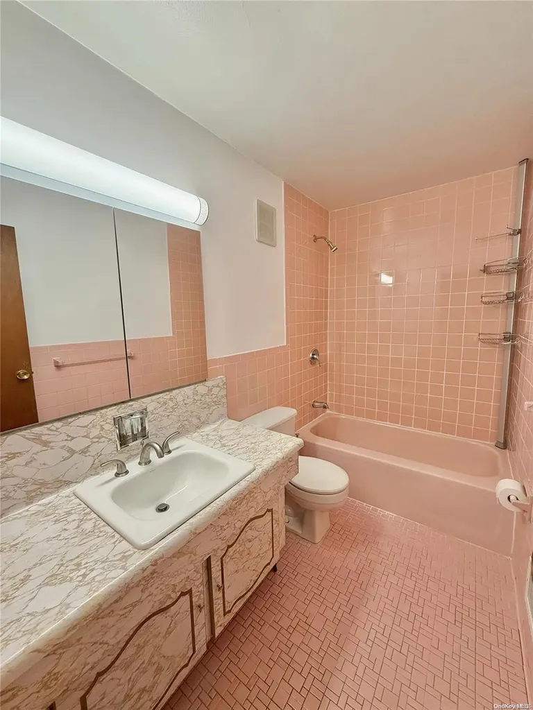 144-32 27th Avenue Flushing NY 11354