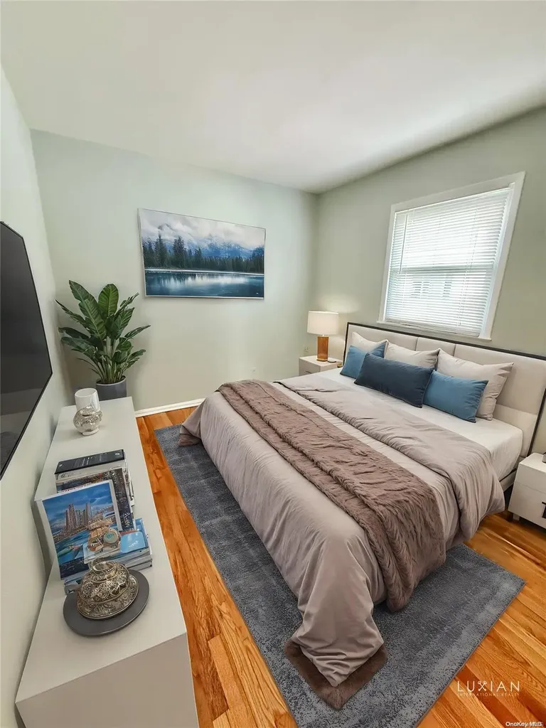 144-32 27th Avenue Flushing NY 11354