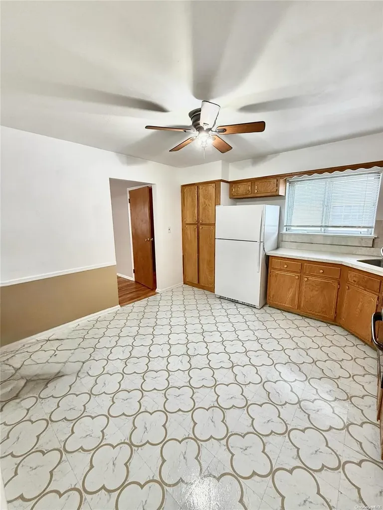144-32 27th Avenue Flushing NY 11354