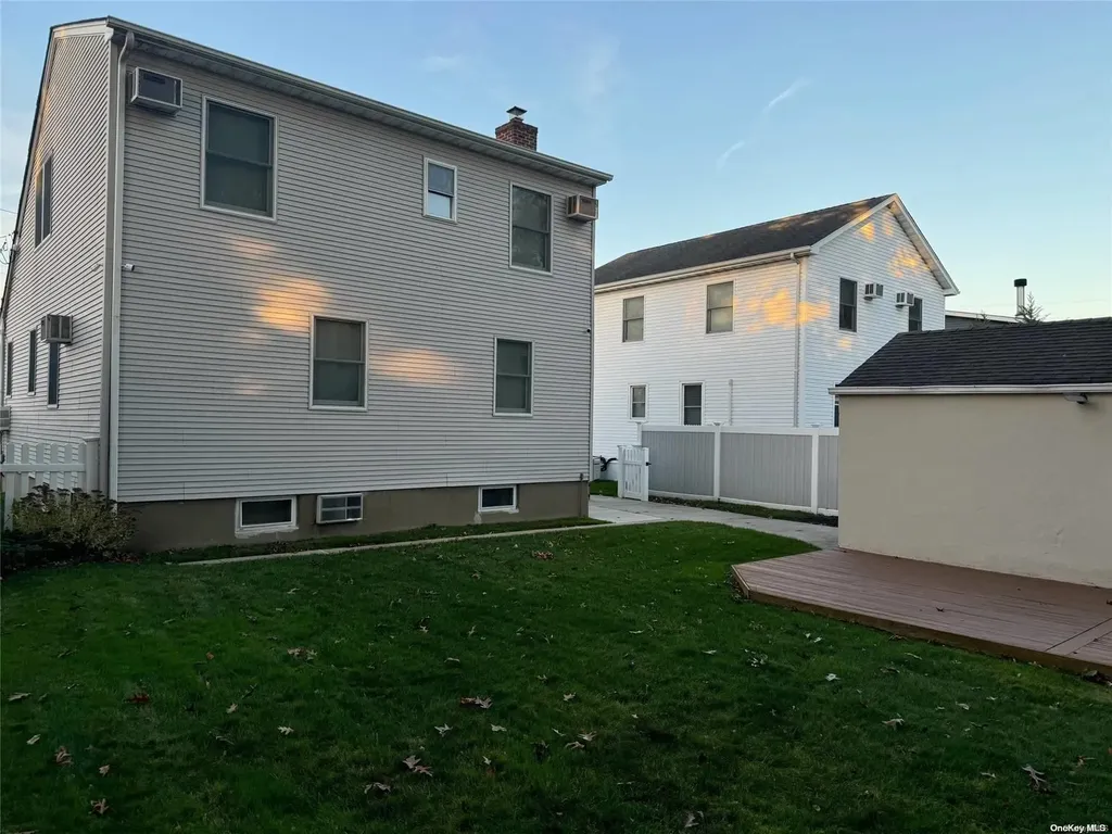 29 Croydon Drive Bellmore NY 11710