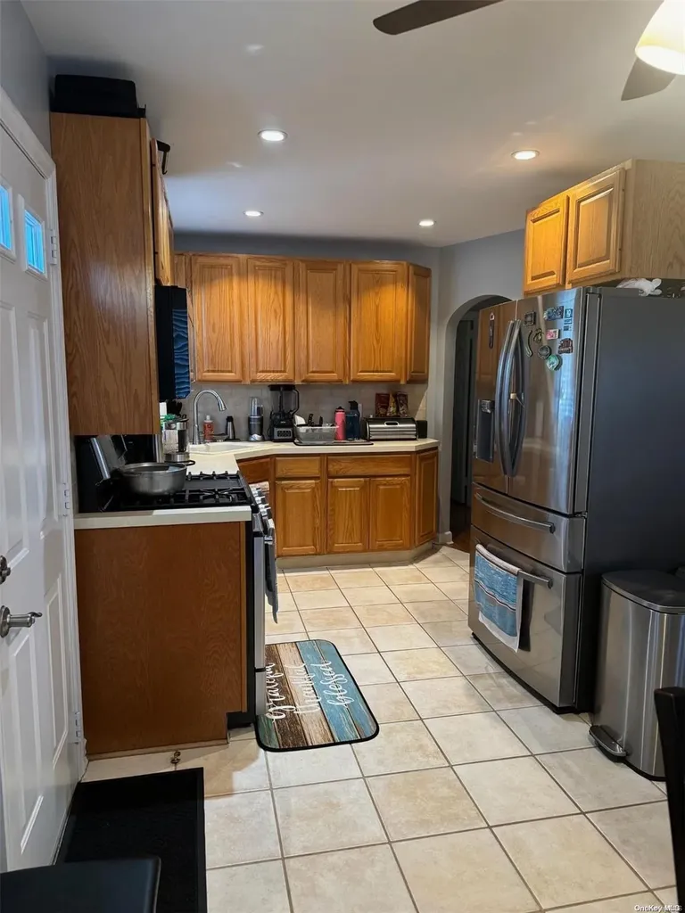 29 Croydon Drive Bellmore NY 11710