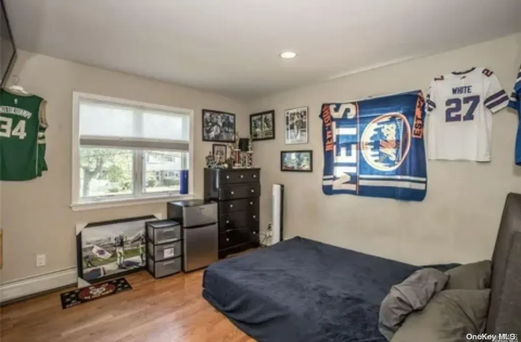 435 Spruce Avenue West Islip NY 11795
