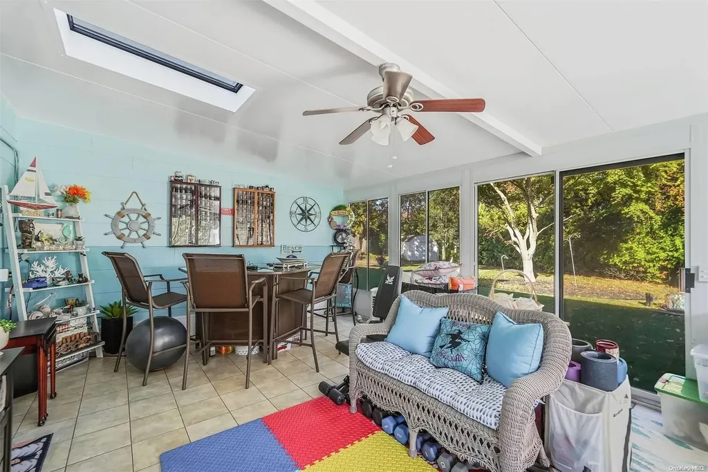 199 Avondale Drive Centereach NY 11720